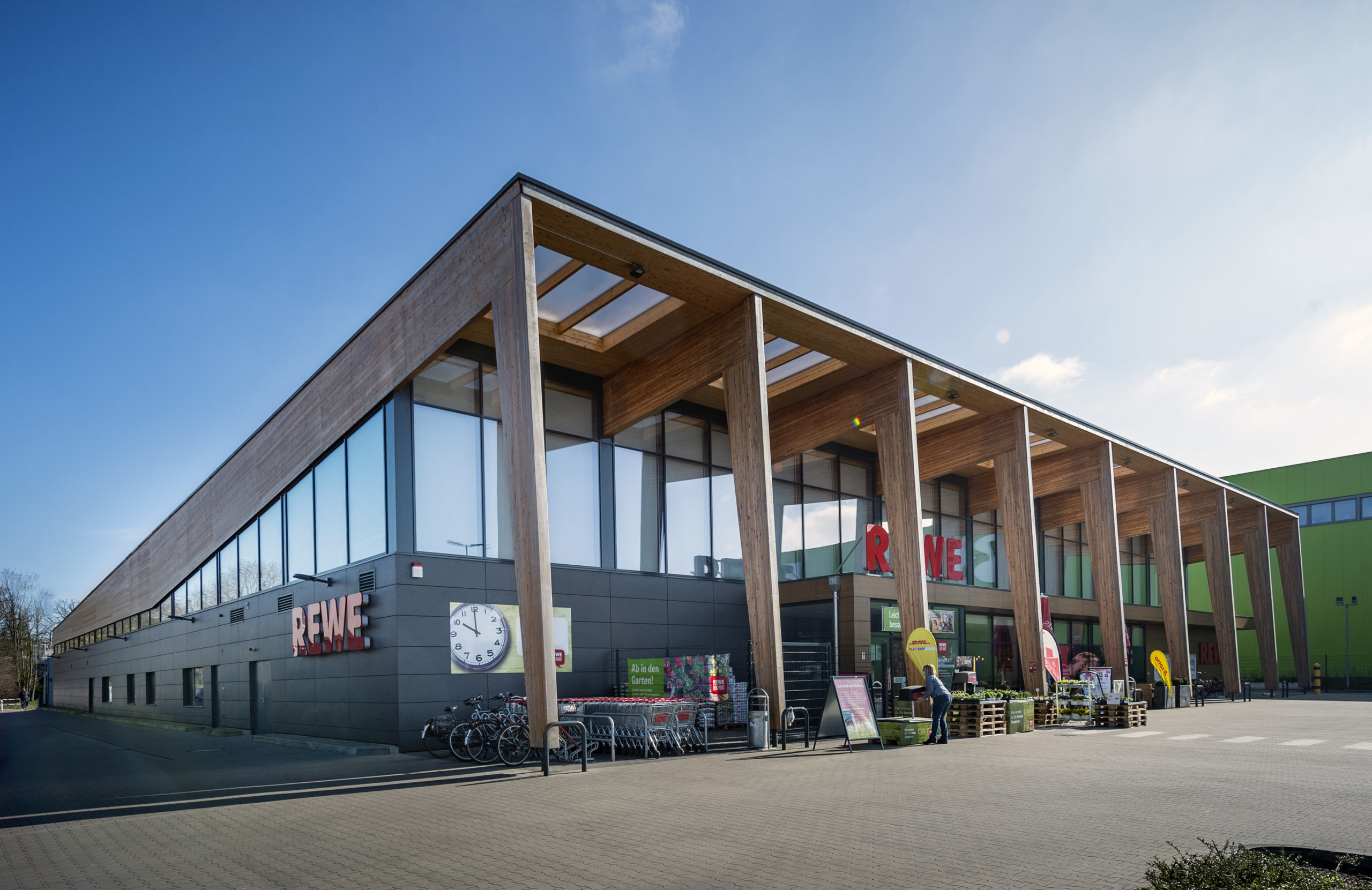 Hermann Schulten Referenzobjekt: Rewe Markt Lingen, Rheiner Str.  